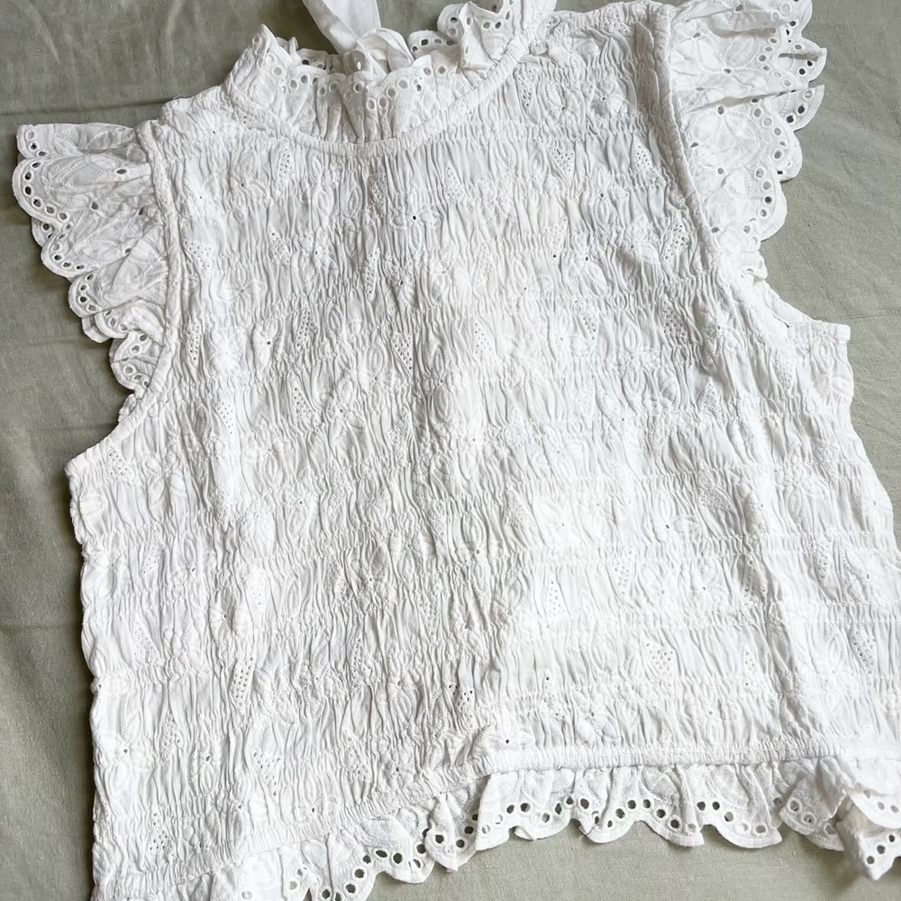 Sezane LIORANE BLOUSE in ecru Blouse with Lace Trim - Picture 6 of 8